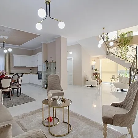 Villa 31 Ad Hamallaj