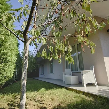 31 Ad Hamallaj Villa Draç